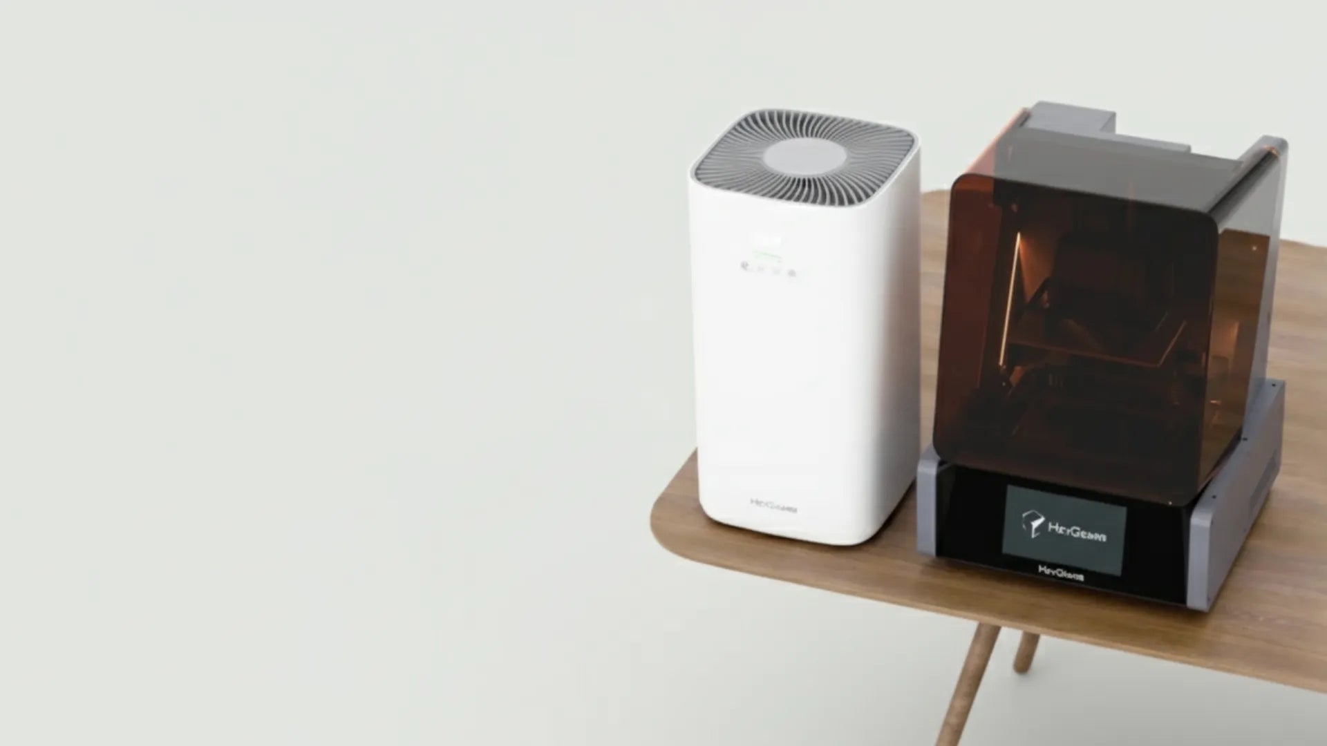 HeyGears voc air purifier paring with HeyGears 3D Printer