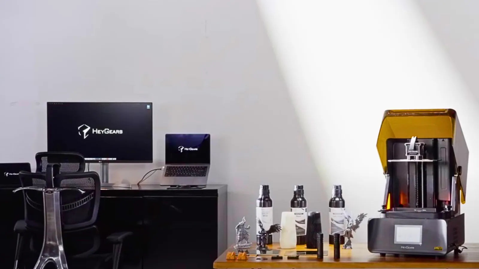 HeyGears Resin 3D Printer Design Concepts and Inspirations