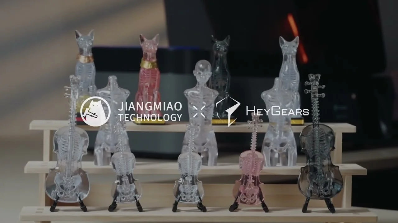 Charger la vidéo: <p>Medium-sized transparent parts in small-batch production, annual resin consumption approx. 1 ton. Yield rate increased to 98%</p><p>**Data provided byJiangmiao Technology.</p>