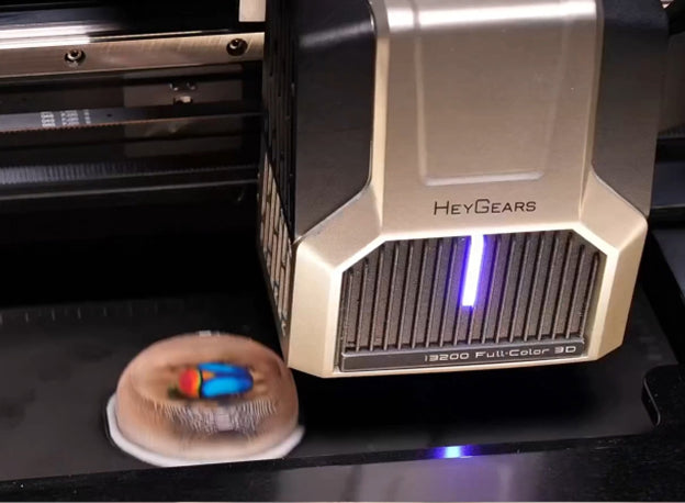04.One Machine. Three Ways to PrintThe world’s first desktop full-color 3D and UV printer, the G1X, is powered by an Epson I3200 printhead with eight channels and 3,200 nozzles, it delivers rich, true-to-life color straight from the printer. With support for 400+ substrates, up to 3× faster UV printing, and efficient batch production, G1X opens up more commercial possibilities.