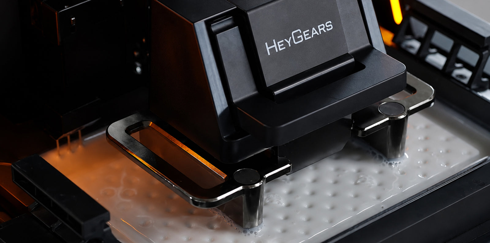04.Precise, Consistent ResultsHeyGears Reflex & RS Series 3D printers combine high-contrast LCD exposure, industrial ball screws, and refined motion control to deliver sharp details and stable accuracy. Intelligent self-checks before each print help keep every job on track, supporting consistent results for detailed models, prototypes, and repeatable small-batch production.